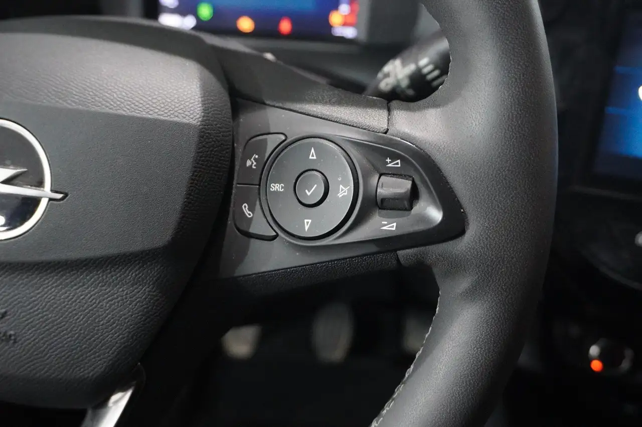 Opel Corsa F 1.2 FACELIFT NAVI/LED/KAMERA/VIRTU./DAB+ — معرض صور السيارة 19