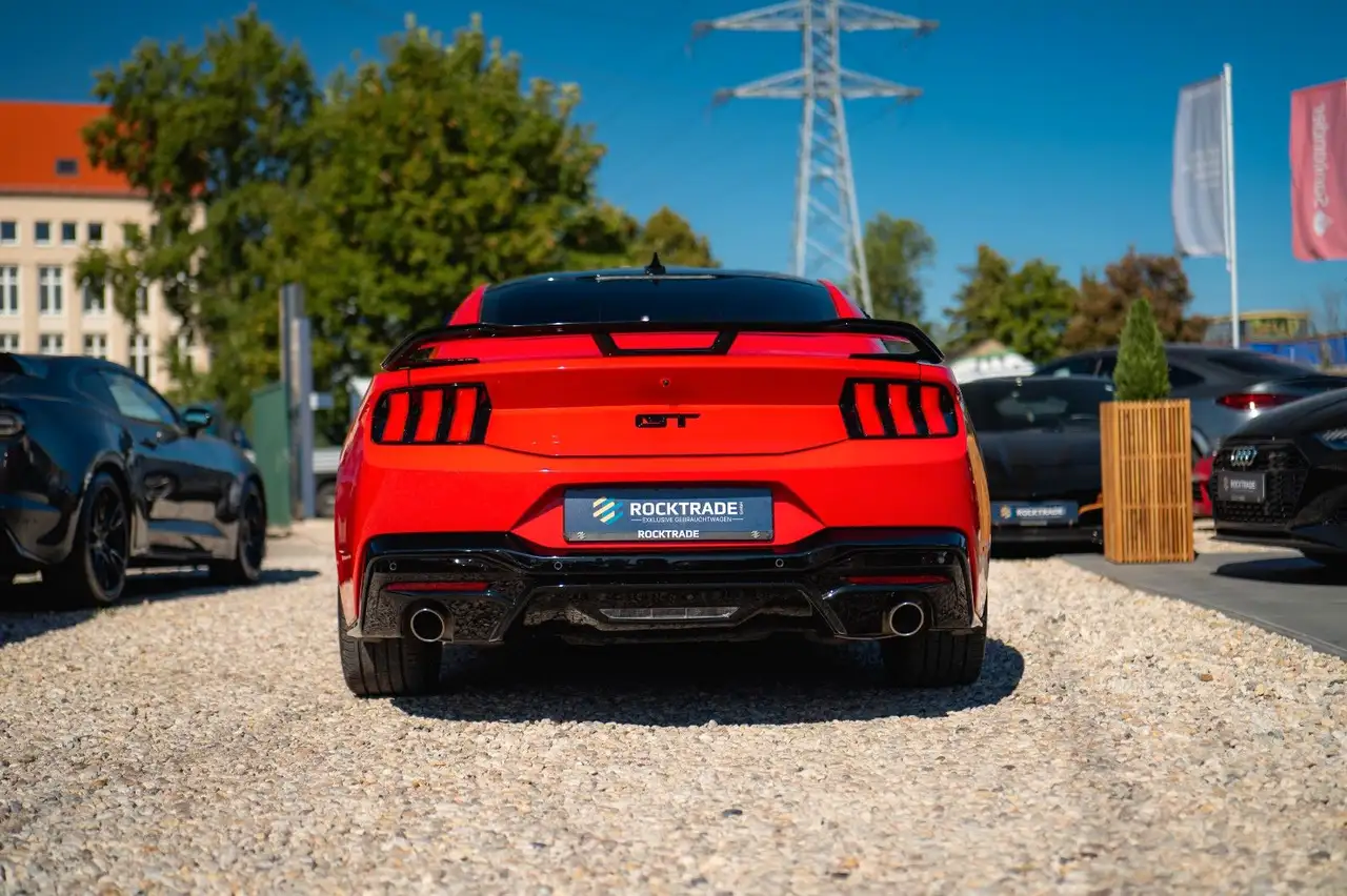 Ford Mustang Fastback 5.0 TiVCT V8 Dark Horse PREMIUM — Vehicle gallery 24