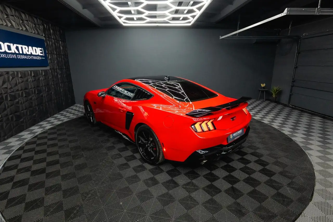 Ford Mustang Fastback 5.0 TiVCT V8 Dark Horse PREMIUM — Vehicle gallery 16