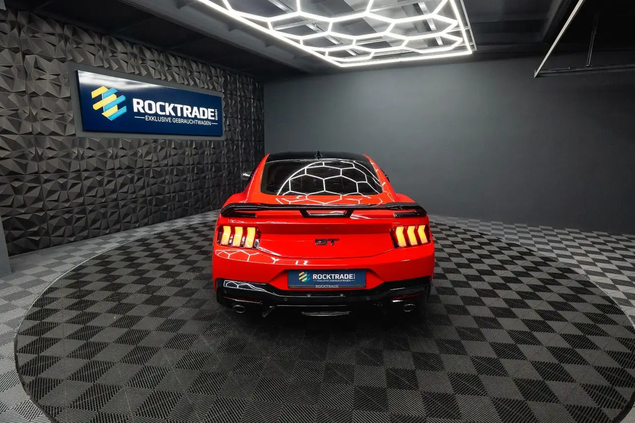 Ford Mustang Fastback 5.0 TiVCT V8 Dark Horse PREMIUM — Vehicle gallery 13