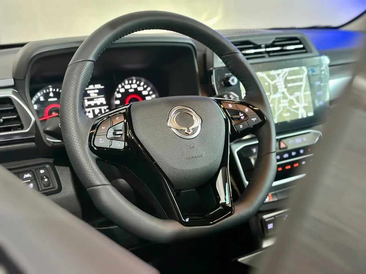 KGM Tivoli Grand Blackline 1.5 T AT+Leder+LED+NAVI — Galerie du véhicule 13