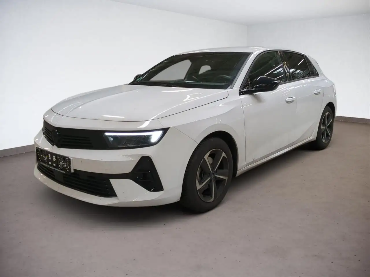 Opel Astra 5-Türer GS 1.2 Turbo S/S 6G *AHK*LHZ* — Vehicle gallery 2