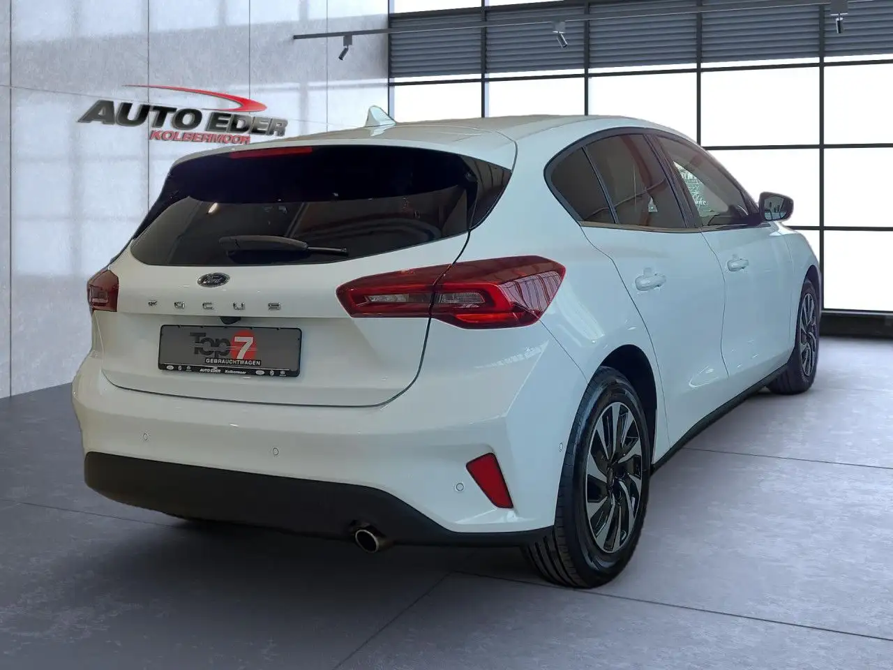 Ford Focus Titanium Bluetooth Navi LED Klima — معرض صور السيارة 5