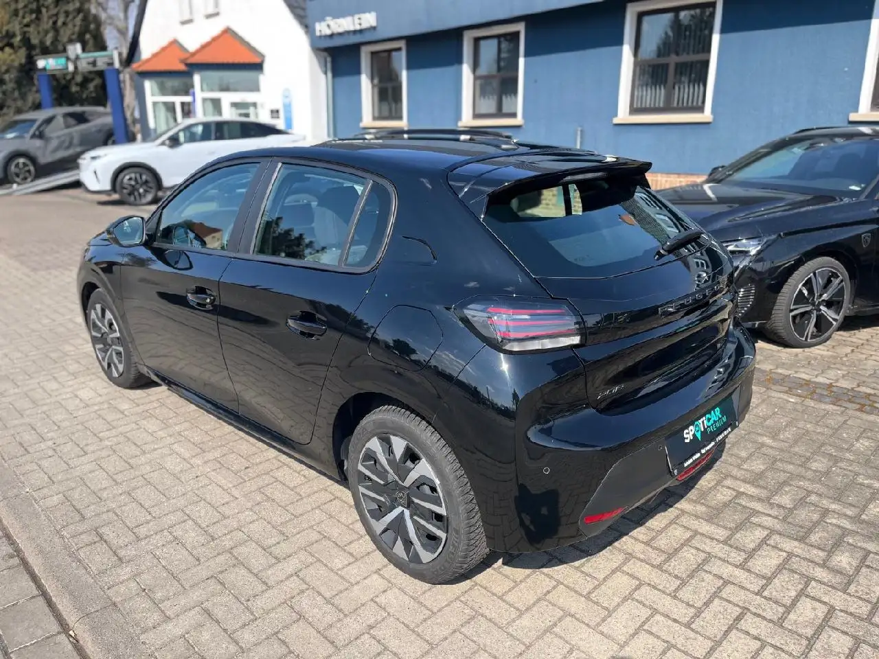 Peugeot 208 208 Active +Klima+Navi über App+PDC+SHZ — Vehicle gallery 4