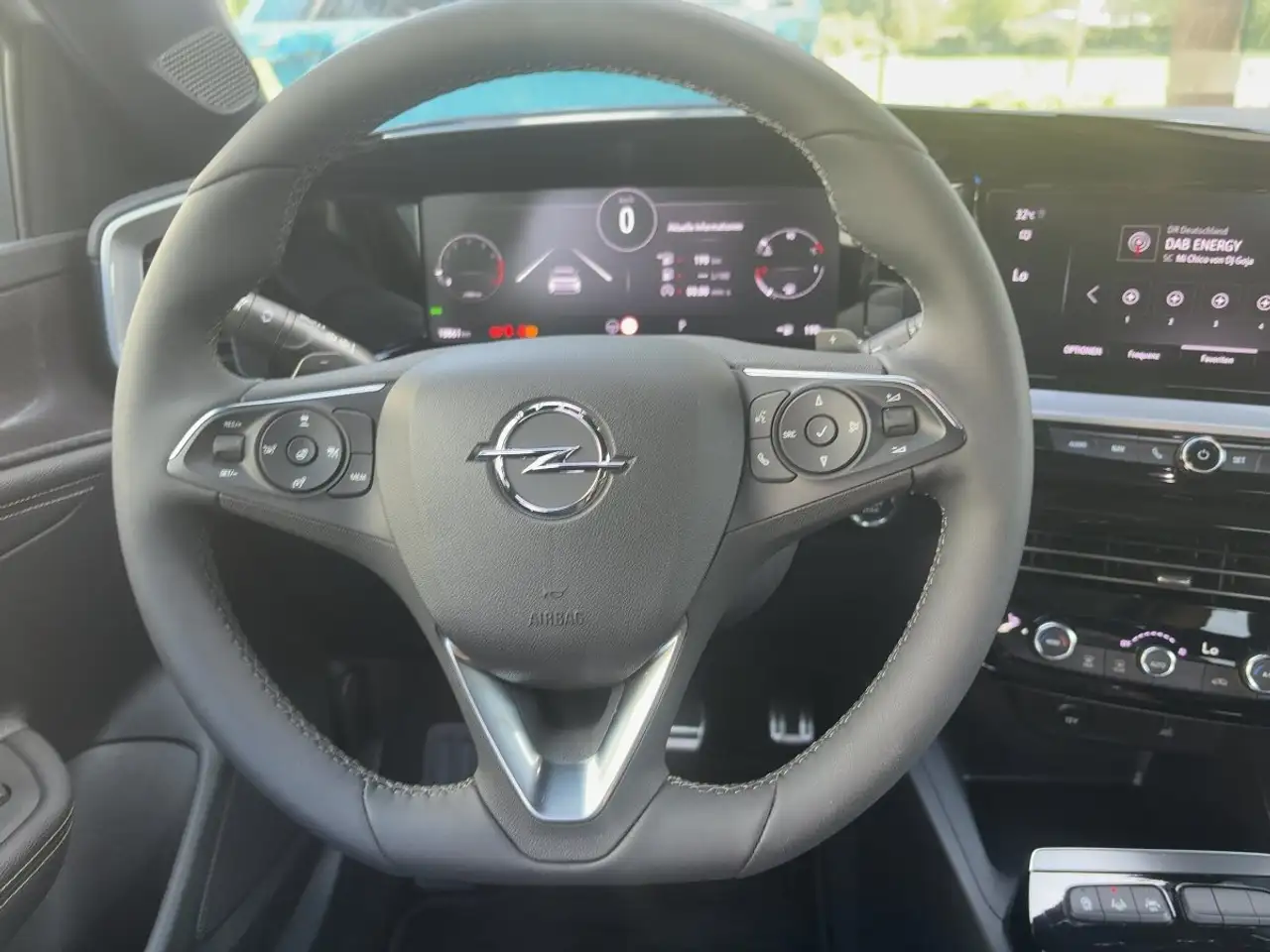 Opel Mokka 1.2 Turbo Ultimate *HU/AU neu* — Galería del vehículo 13