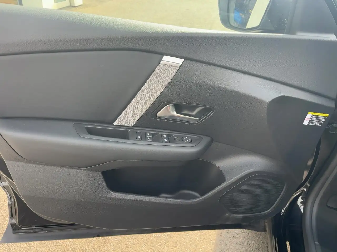 Citroen C4 X AT8 130 Max HUD/LED/Navi/SHZ/PDC/Kamera — Galerie du véhicule 14