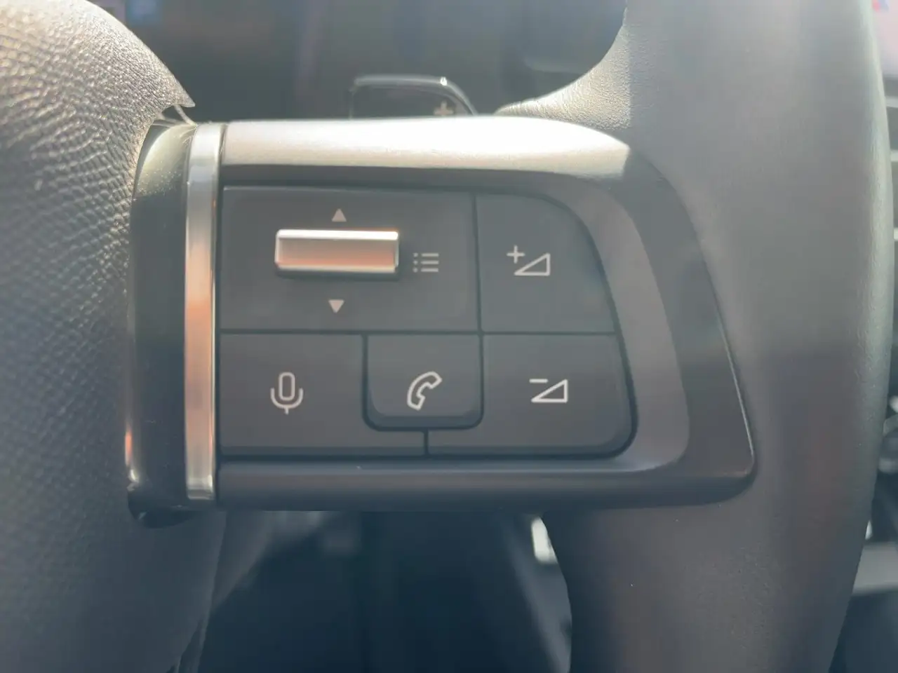 Citroen C4 X AT8 130 Max HUD/LED/Navi/SHZ/PDC/Kamera — Galerie du véhicule 17