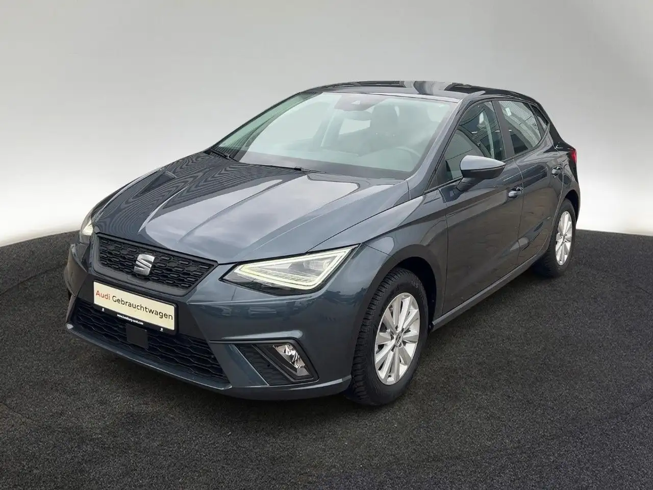 SEAT Ibiza 1.0 TSI Style Edition DSG LED Sitzhzg ACC — Galerie du véhicule 2
