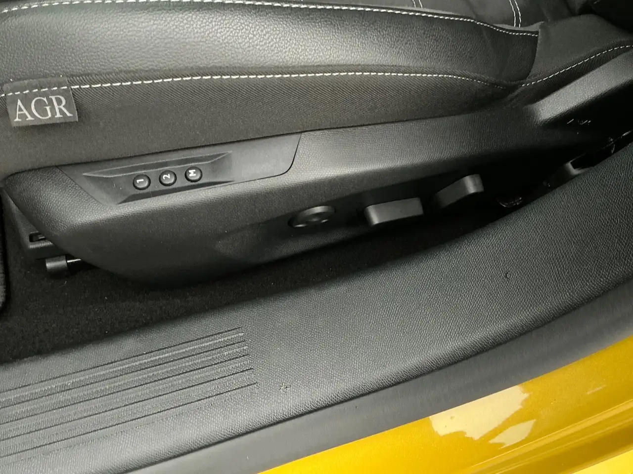 Opel Astra 1.6 Turbo PHEV Ultimate ACC+Alcantara — Galerie du véhicule 10