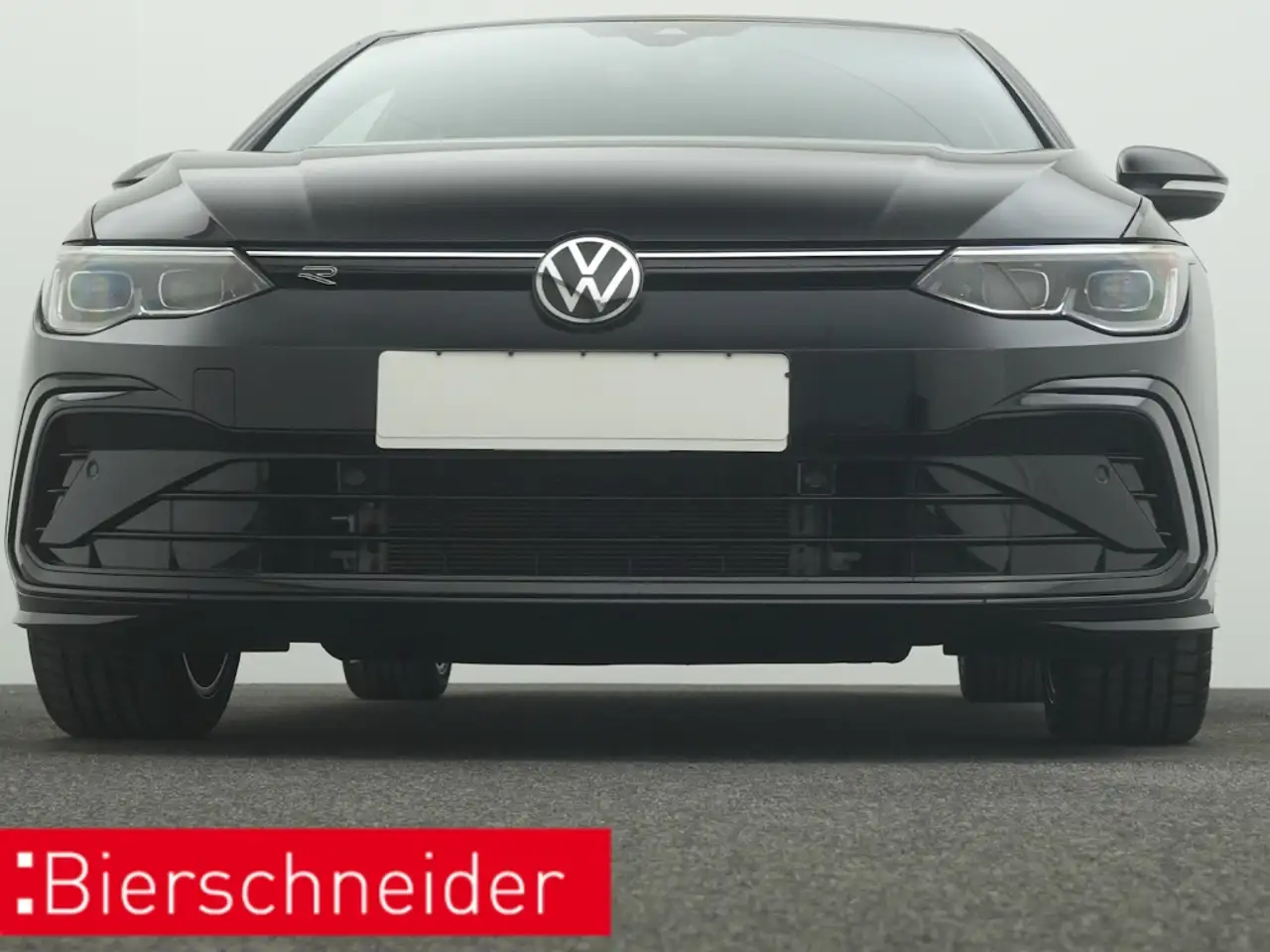 Volkswagen Golf 8 1.5 eTSI DSG R-Line AHK NAVI STANDHEIZUNG IQ-LIG — معرض صور السيارة 31