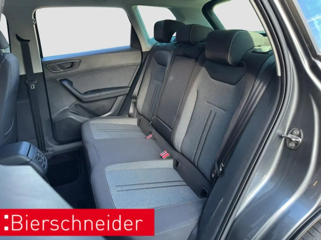 SEAT Ateca 1.5 TSI DSG Style AHK KAMERA LED NAVI SHZ — Galería del vehículo 22