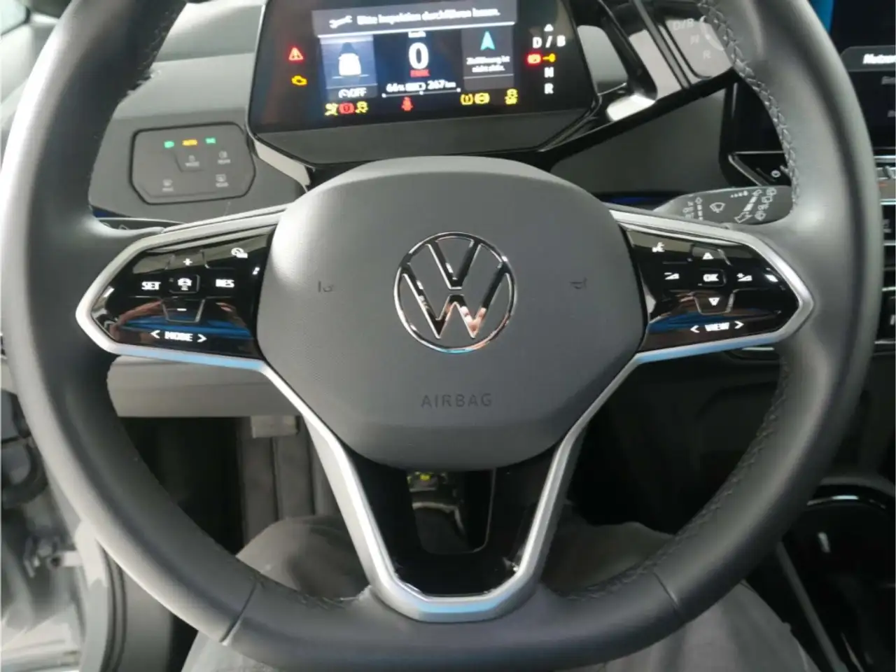 Volkswagen ID.3 Pro 58kWh NAV/LED/AHK/ACC/18'' — Galería del vehículo 10