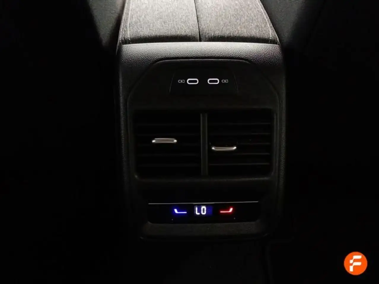 Skoda Superb Combi 1.5 TSI m-HEV 110kW DSG Selection — معرض صور السيارة 20
