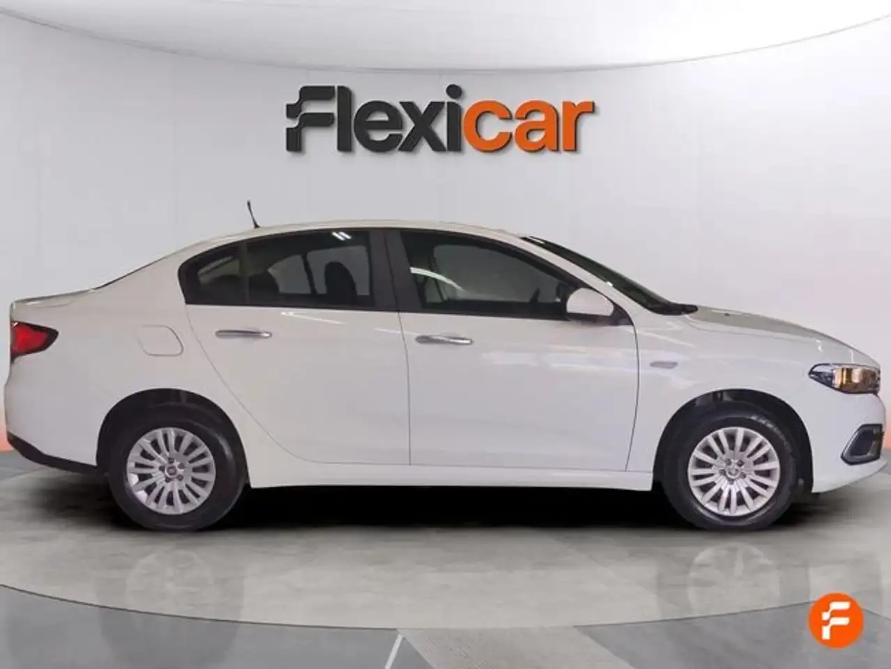 Fiat Tipo Sedán Diésel 1.6 96kW (130CV) manual 6v — Galería del vehículo 3