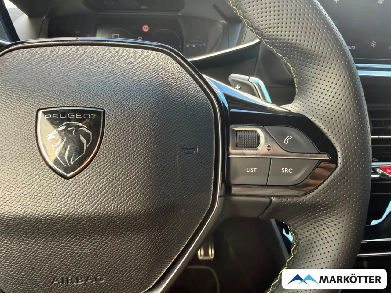 Peugeot 208 GT Hybrid CAM/CARPLY/MASSAGE/NAVI/SHZ/TEMP — معرض صور السيارة 16