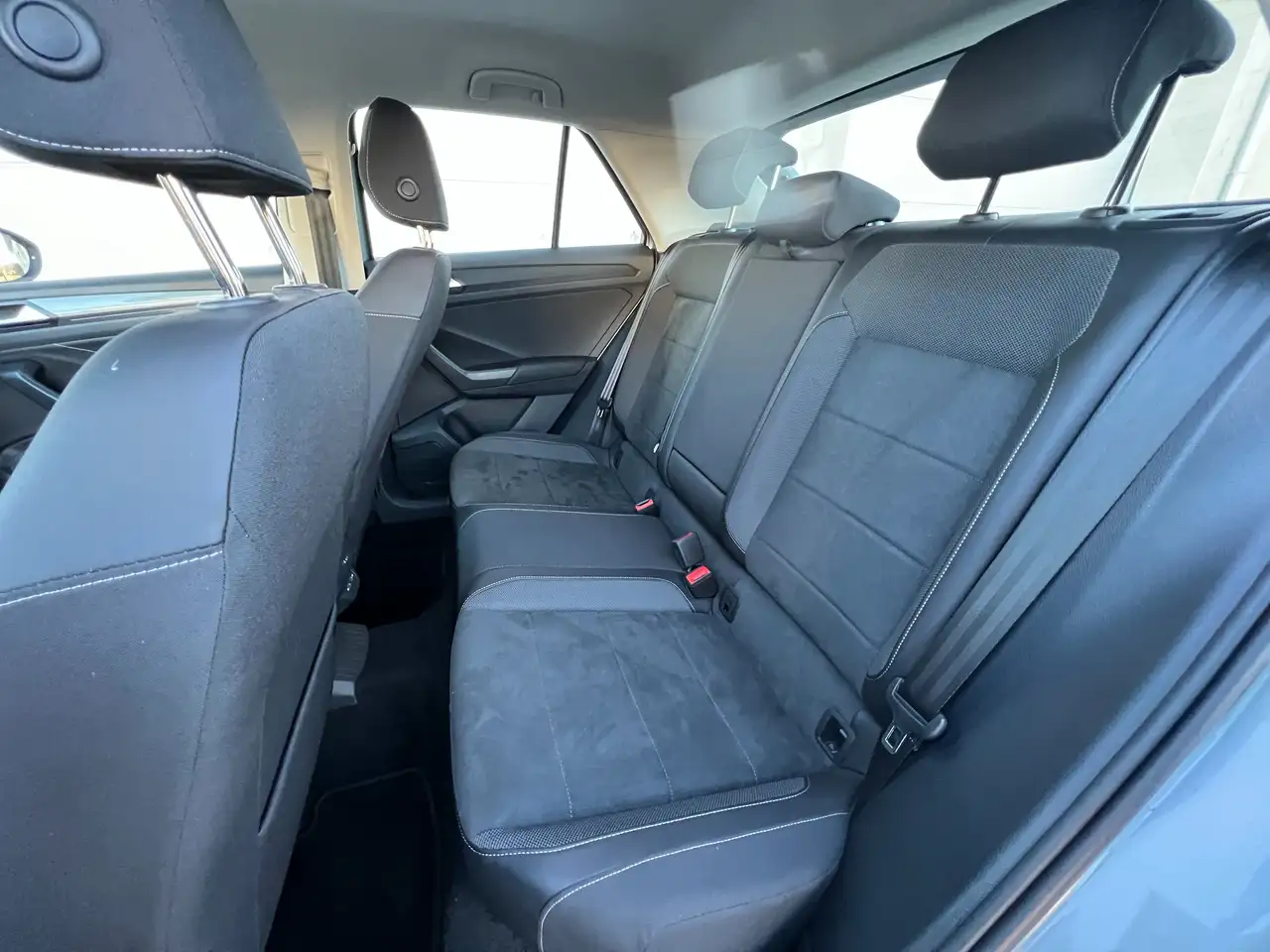Volkswagen T-Roc Style — Galería del vehículo 7