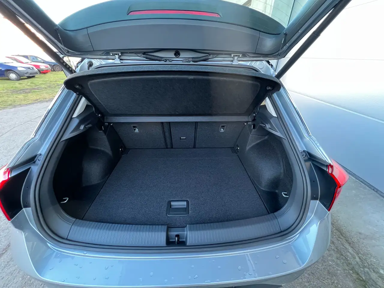 Volkswagen T-Roc Style — Galería del vehículo 19