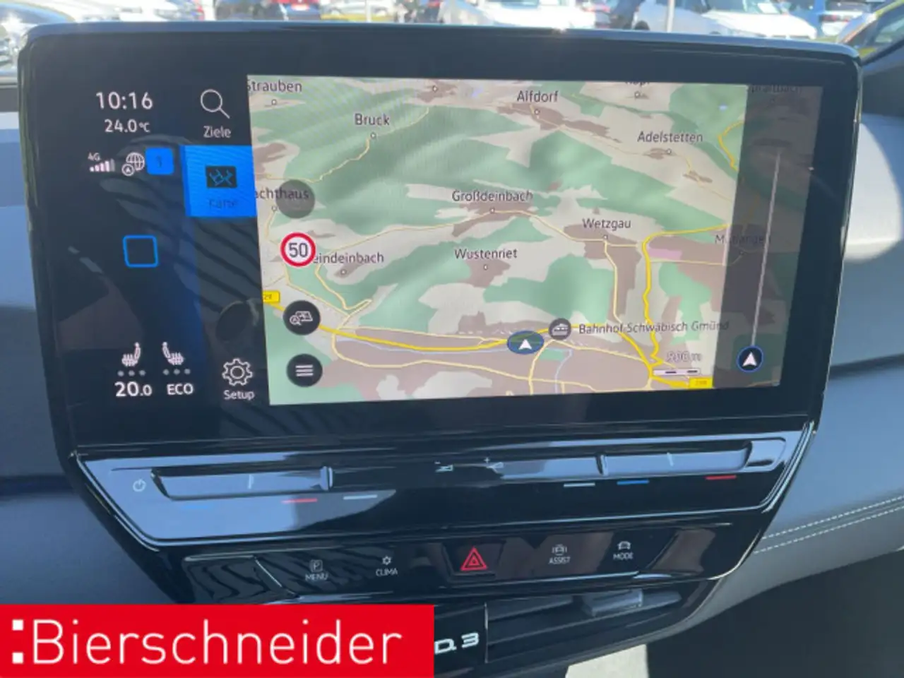 Volkswagen ID.3 Pro AHK MATRIX PANO DCC 19 — معرض صور السيارة 22
