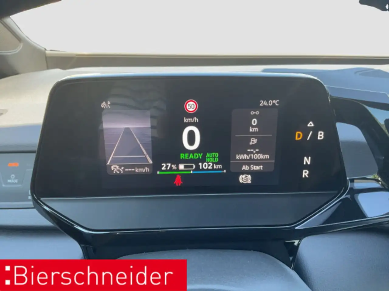 Volkswagen ID.3 Pro AHK MATRIX PANO DCC 19 — معرض صور السيارة 14