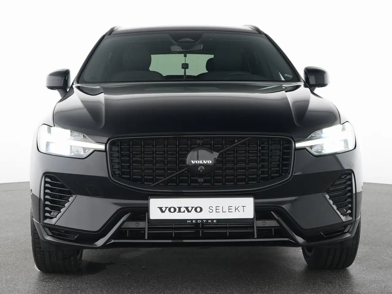 Volvo XC60 T8 AWD Plus Black Edition ACC*360°STHZ*21" — Vehicle gallery 15