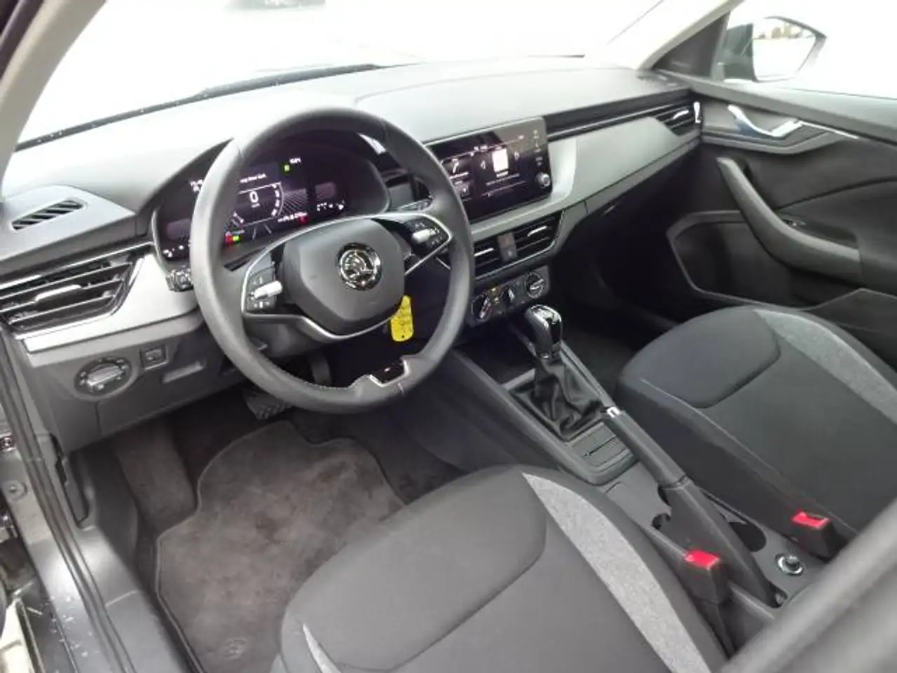 Skoda Kamiq 1.0 TSI DSG Essence — Galerie du véhicule 10
