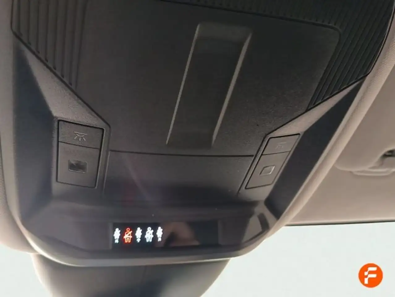 Peugeot 308 1.2 PureTech S&S Allure 130 — Vehicle gallery 17