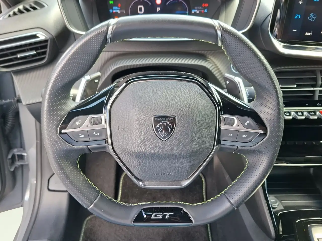 Peugeot 208 GT HYBRID 136 e-DSC6 — Vehicle gallery 10