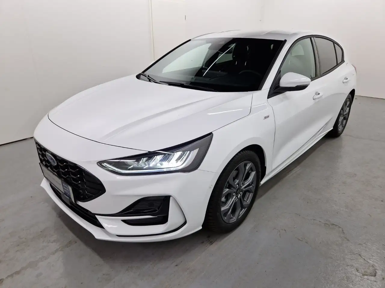 Ford Focus 1.0 MHEV ST-Line "Winter-Paket" — Neustadt an der Weinstrasse