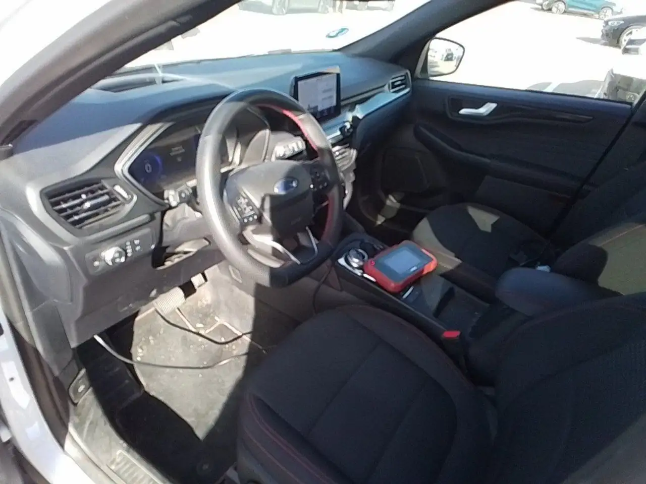 Ford Kuga 2.5 Duratec PHEV Active 4x2 — Vehicle gallery 12