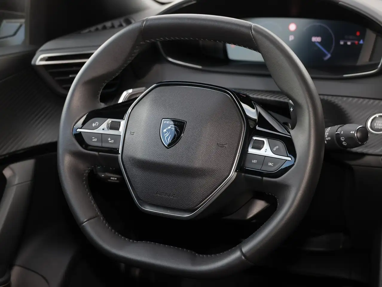 Peugeot 2008 1,2 Ltr. - 131 Ps / PureTech / Allure / Sitzh. — معرض صور السيارة 15