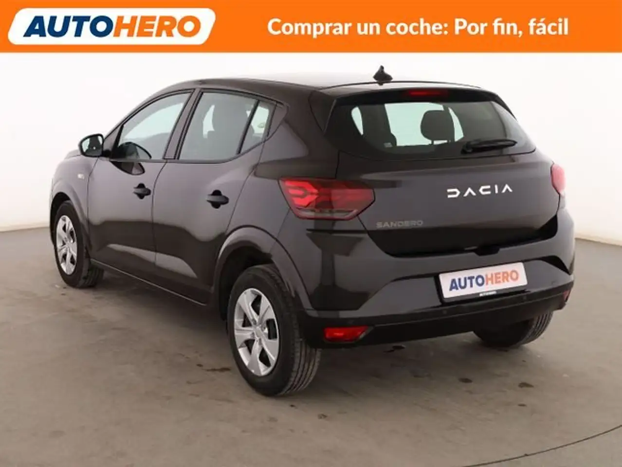 Dacia Sandero 1.0 TCe Essential — Vehicle gallery 4