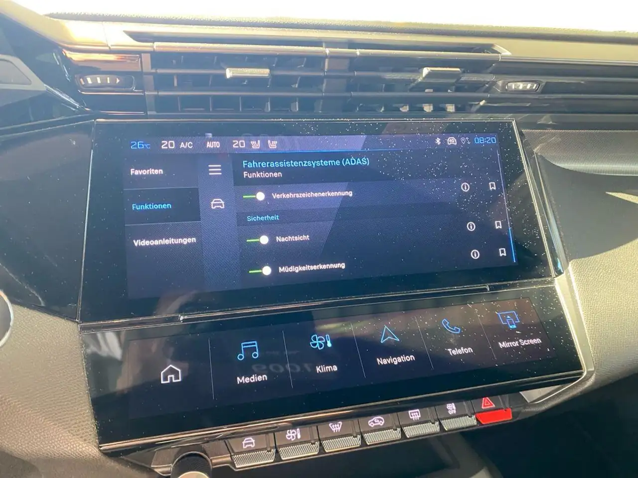 Peugeot 408 PureTech 130 GT *Nachtsicht*360°Kamera*ACC — معرض صور السيارة 13