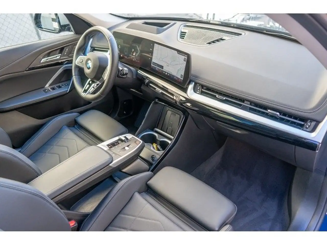 BMW X1 xDrive 20dA — Vehicle gallery 23