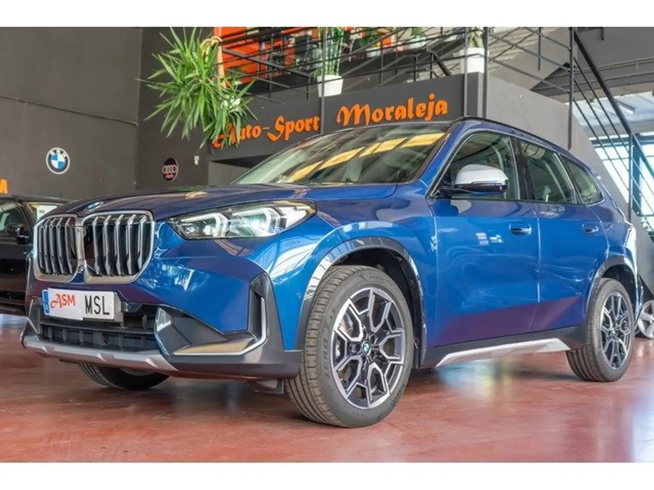 BMW X1 xDrive 20dA — Vehicle gallery 18
