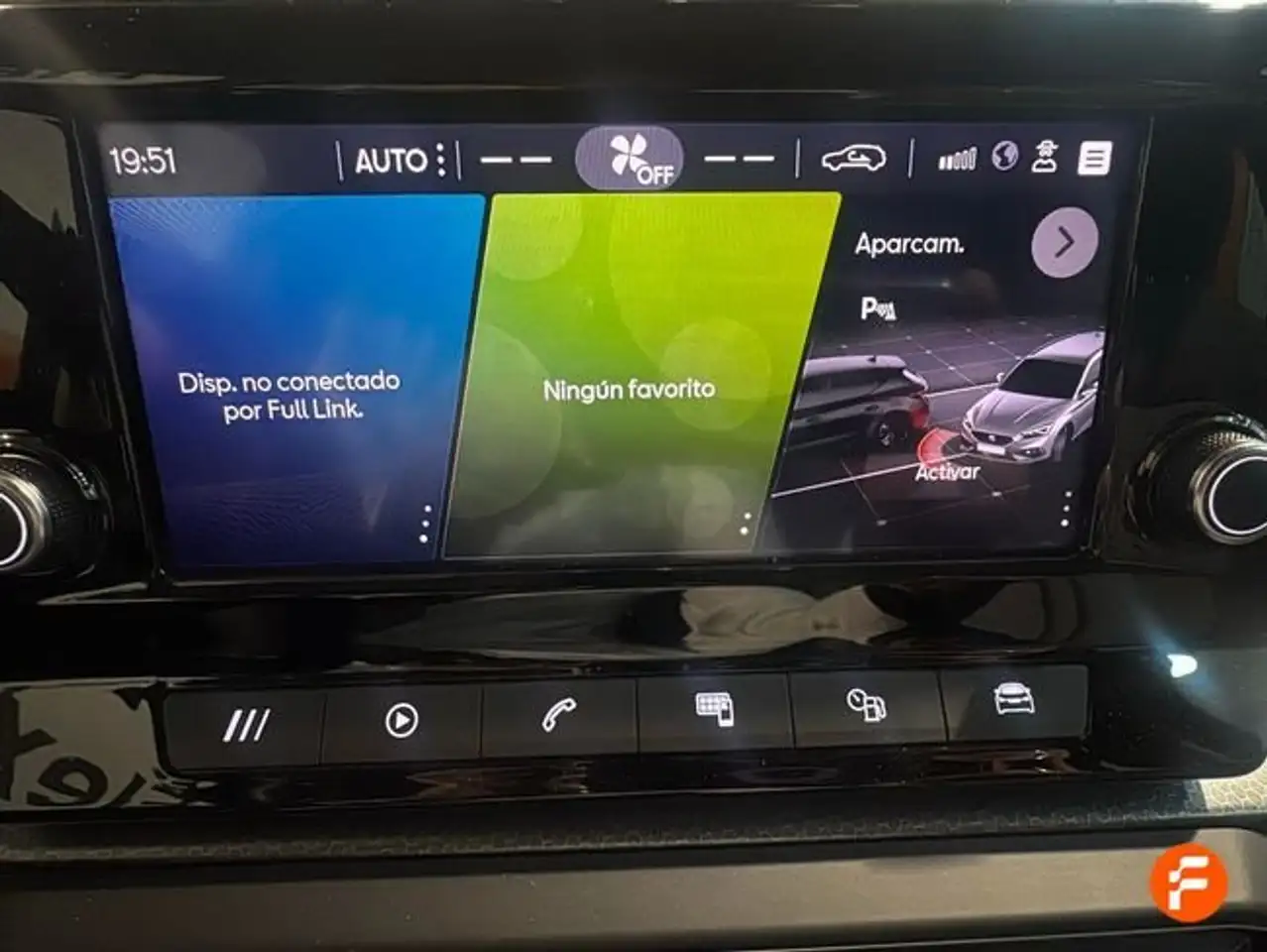 SEAT Leon 1.5 eTSI 110kW DSG S&S Style Special Ed — Galerie du véhicule 17