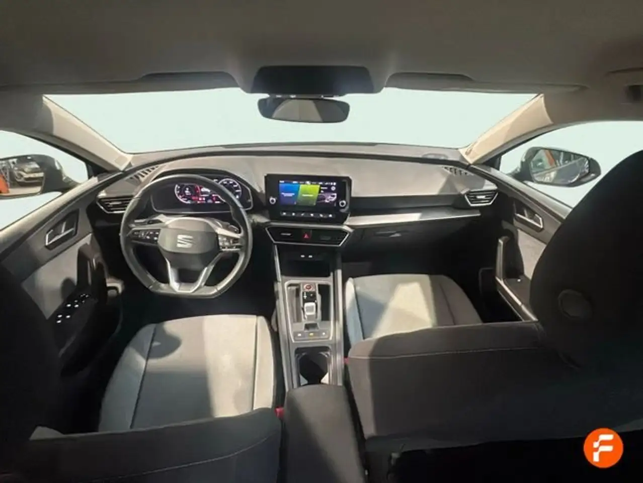 SEAT Leon 1.5 eTSI 110kW DSG S&S Style Special Ed — Galerie du véhicule 12