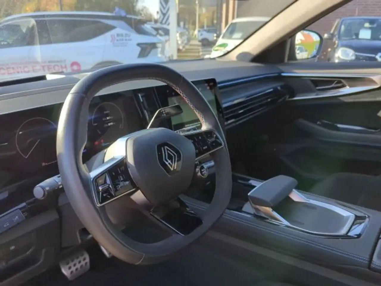 Renault Espace Esprit Alpine E-Tech Hybrid LED,CarPlay, — Galería del vehículo 13