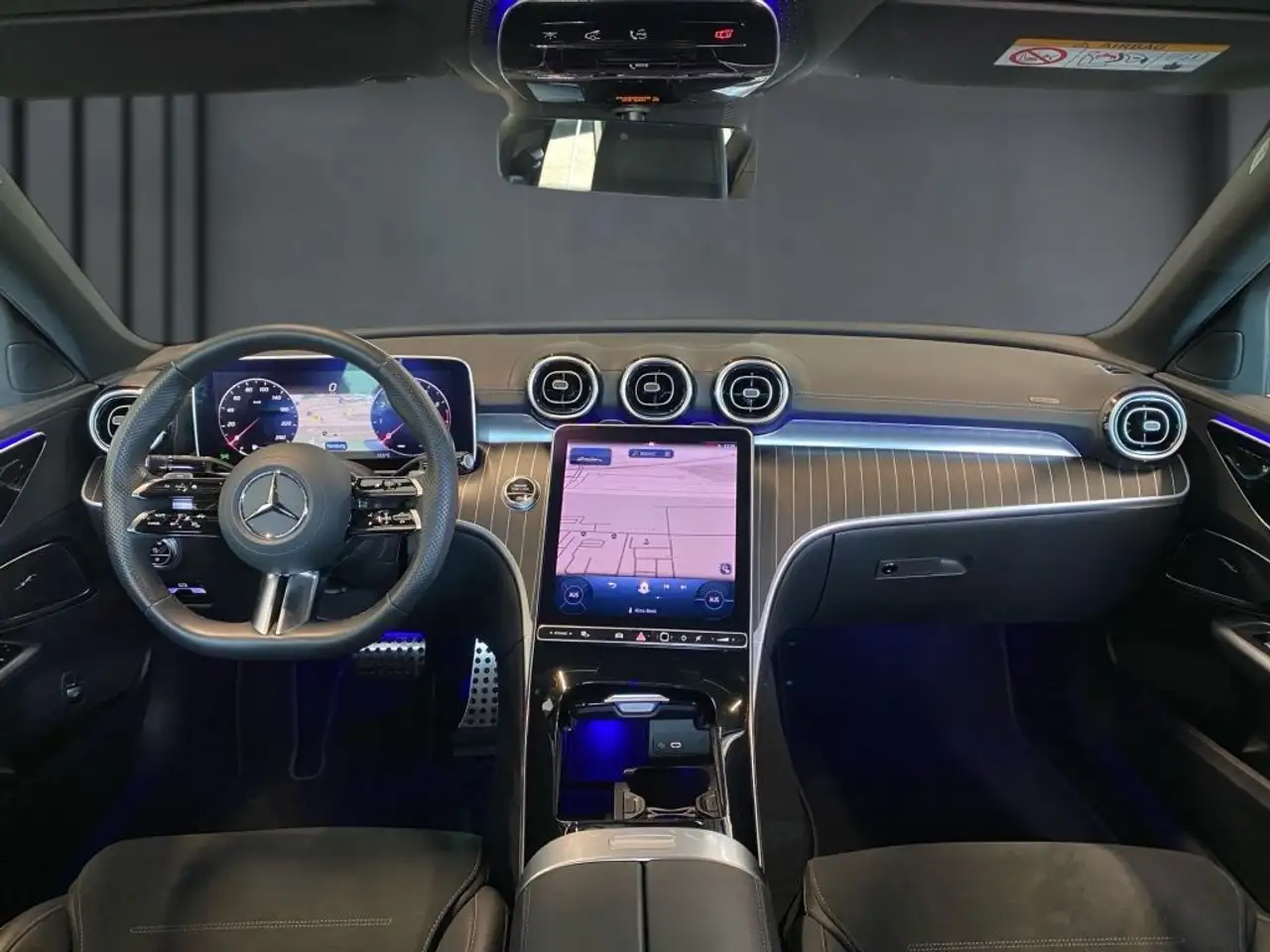 Mercedes-Benz C 300 AMG PDC SpurH LED Navi AUT 360 KlimaA — معرض صور السيارة 11