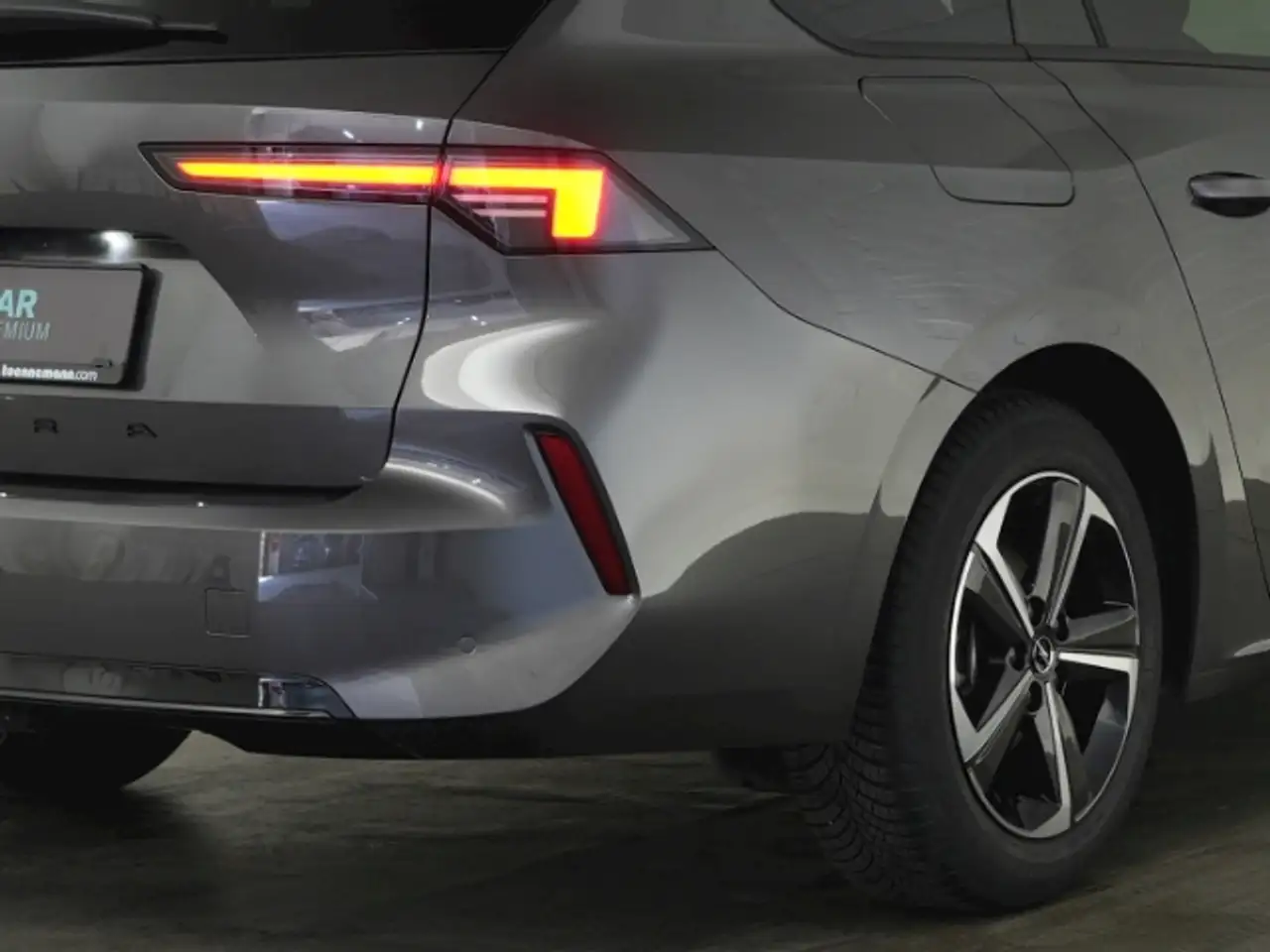 Opel Astra L ST GS AT+AHK+360 GRAD KAMERA+SITZ-/LENKRADHEIZUN — Galería del vehículo 20