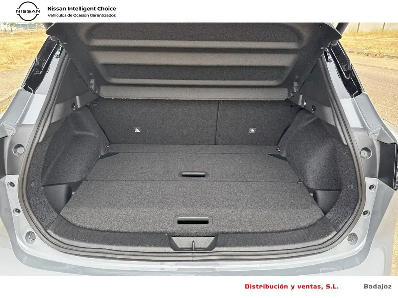 Nissan Qashqai 1.3 DIG-T mHEV 12V Tekna Premium 4x2 Aut. 116kW — Galería del vehículo 9