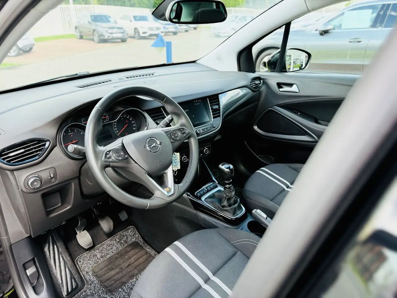 Opel Crossland X 1,2 T ELEG., Navi, Panod, LED, RFK, PTS, Tot, Spur — Galería del vehículo 8