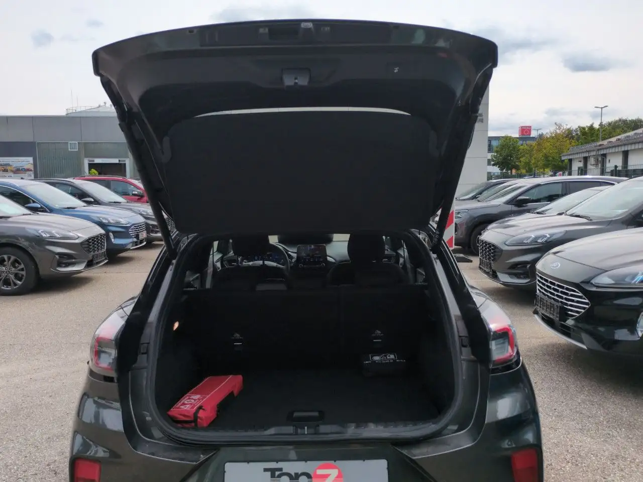 Ford Puma ST-Line Bluetooth Navi LED Klima Einparkhilfe — معرض صور السيارة 25