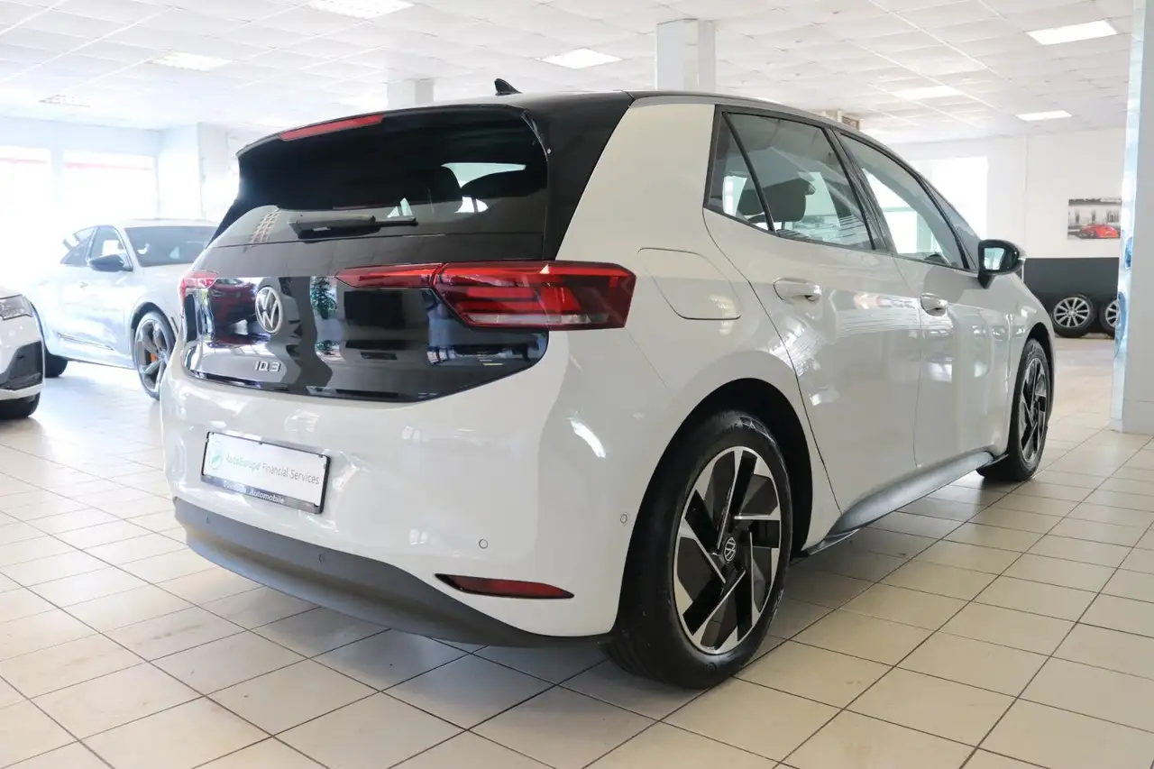 Volkswagen ID.3 Pro 150 kW Rückfahrkamera ACC STHZ PDC — Galería del vehículo 12