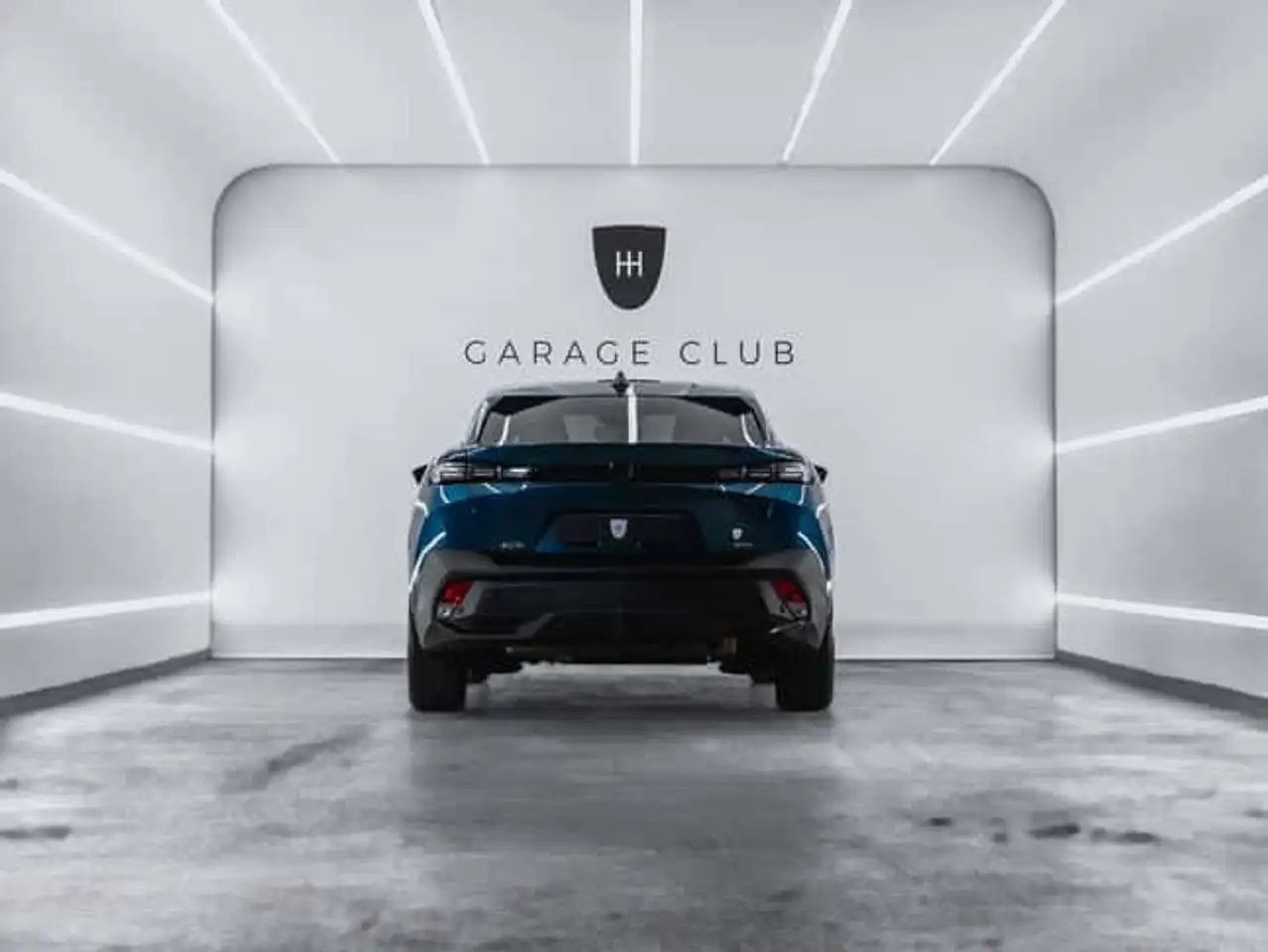 Peugeot 408 Hybrid 180 Allure e-EAT8 — معرض صور السيارة 4