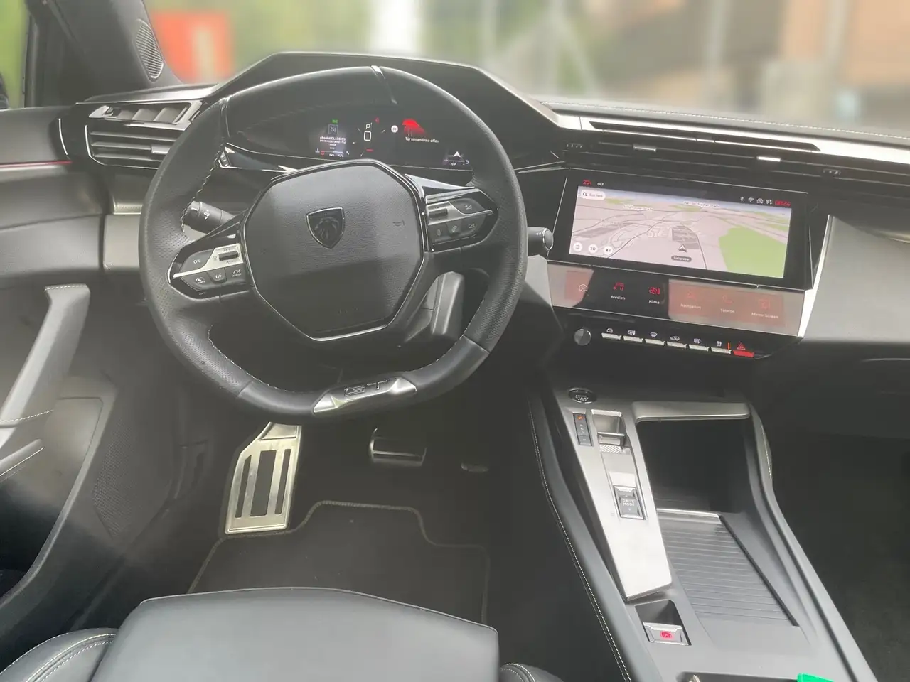 Peugeot 308 1.2 PureTech 130 SW GT ACC KeyLess LED Navi — Vehicle gallery 9