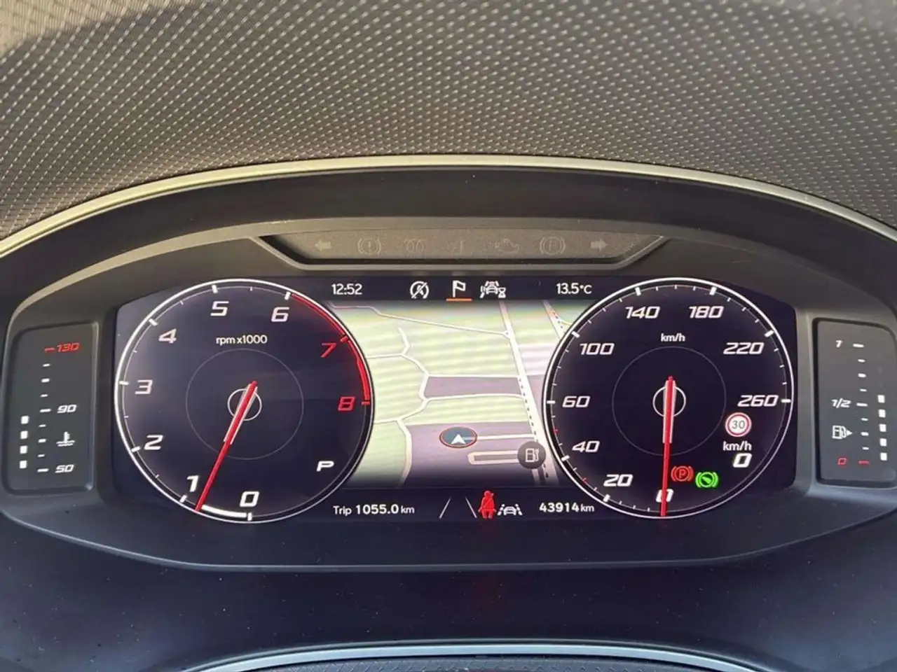 SEAT Arona 1.5 TSI 110kW (150CV) DSG FR XL — معرض صور السيارة 12