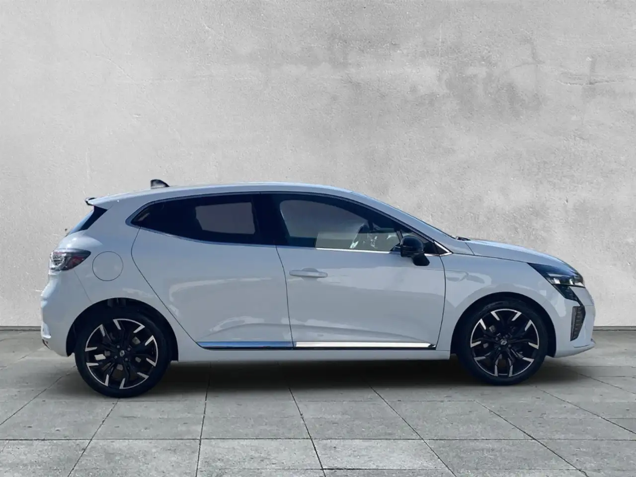 Renault Clio TECHNO TCe 90 LED+SHZ+PDC+360Â Techno LED+SHZ+PDC — معرض صور السيارة 6