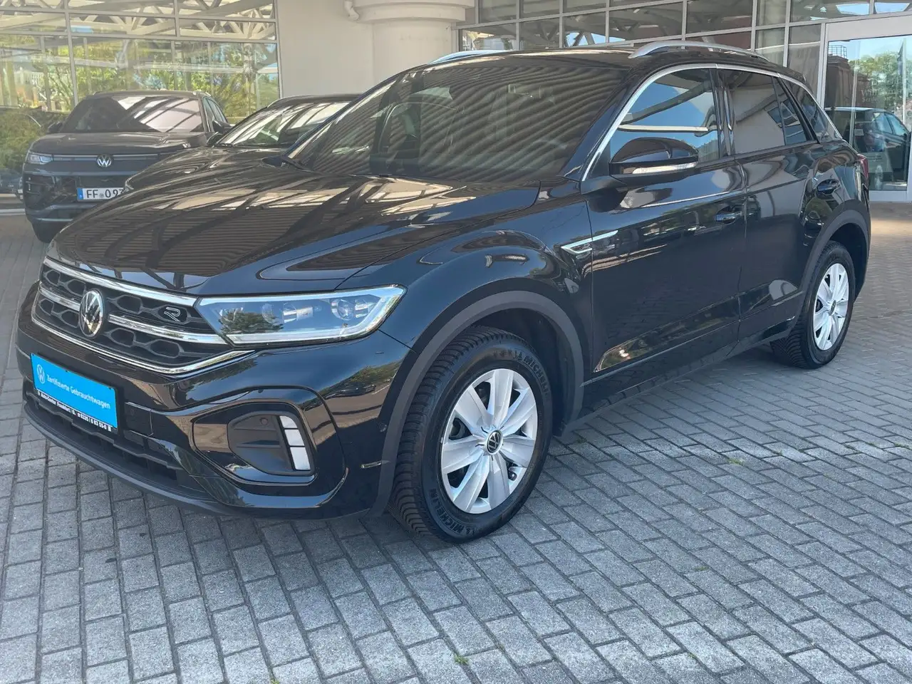 Volkswagen T-Roc 1.5 TSI OPF DSG R-Line — Galerie du véhicule 2