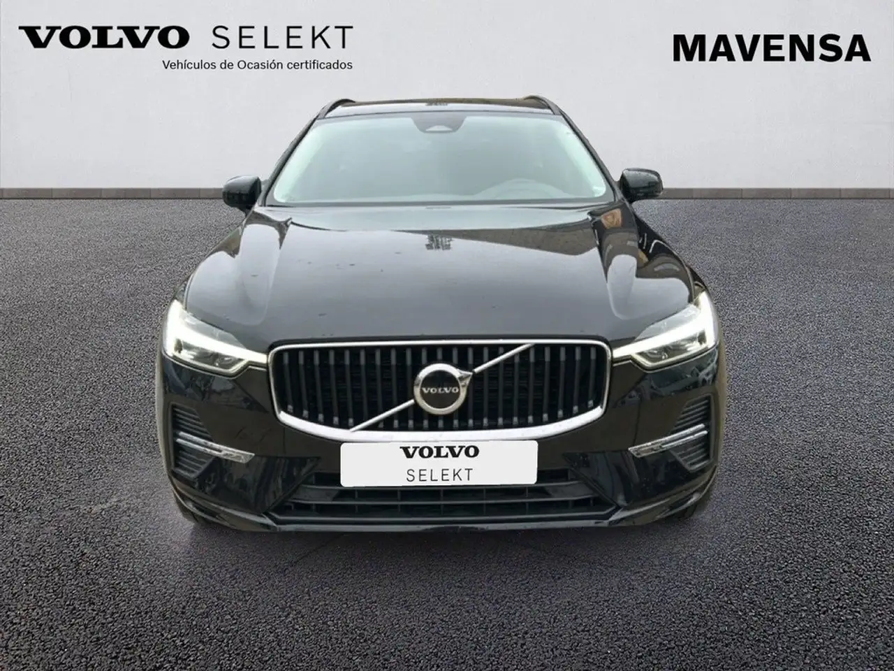 Volvo XC60 B4 Core FWD Aut. — معرض صور السيارة 3