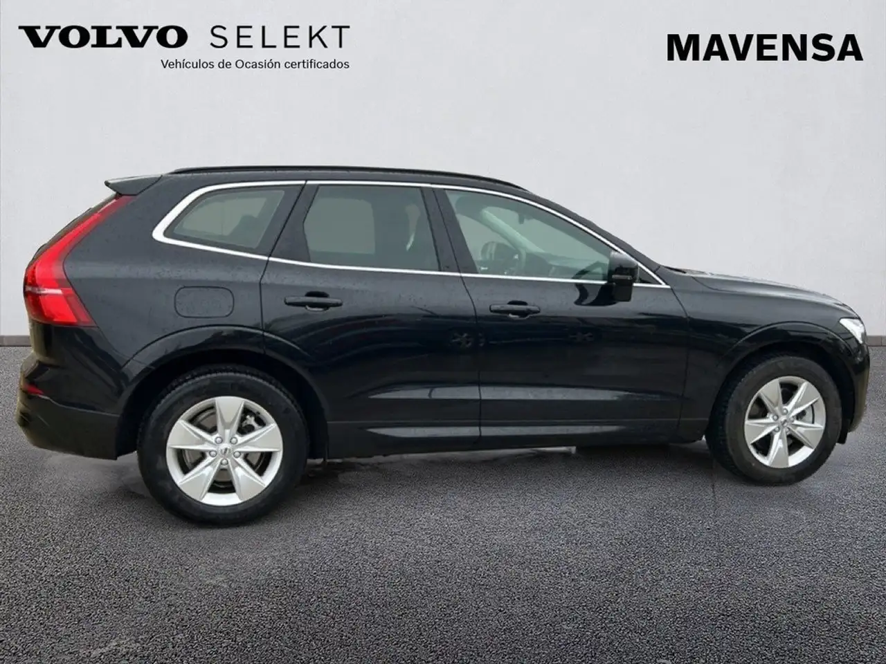 Volvo XC60 B4 Core FWD Aut. — معرض صور السيارة 7